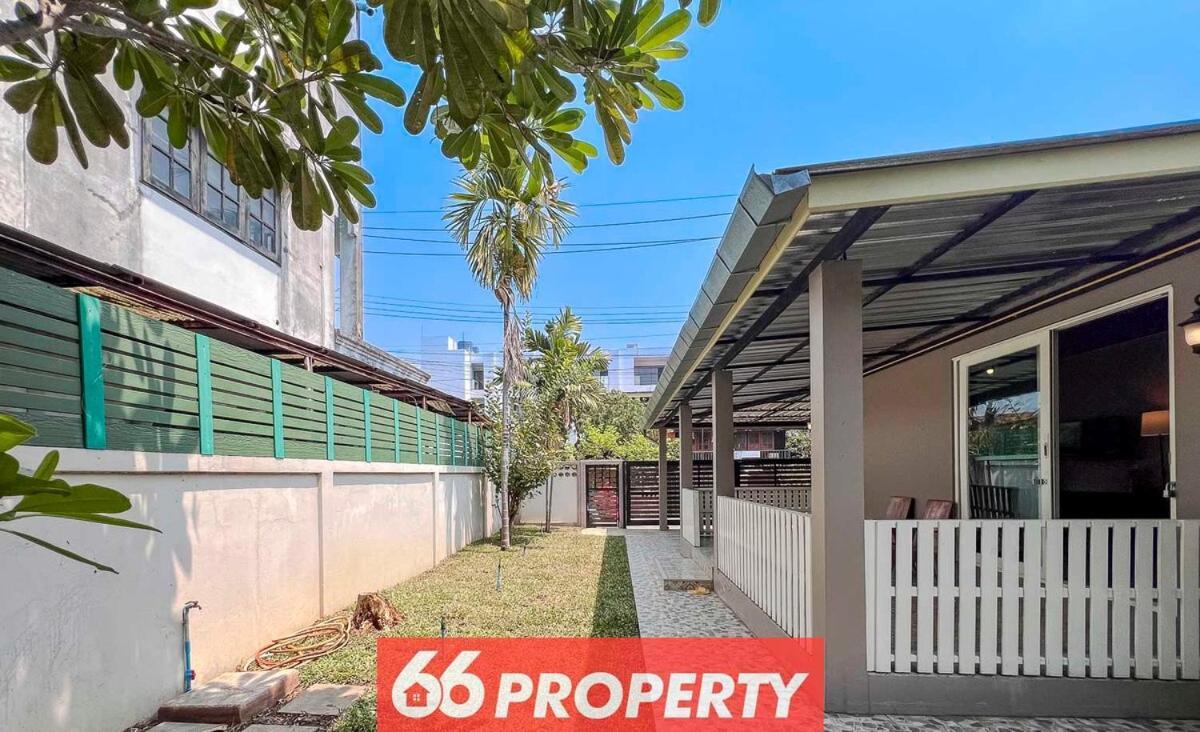 Nimman With Cozy Patio - Workspace W Screen Holiday home Chiang Mai