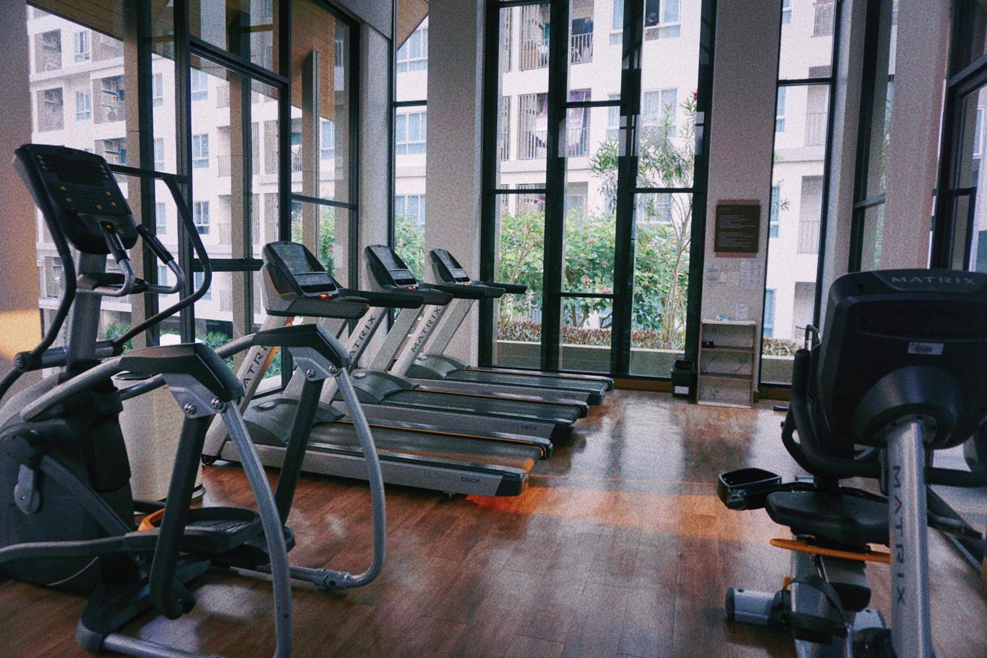 Cozy 1 Bd Pool Gym Balcony Walk To Festival Apartment *