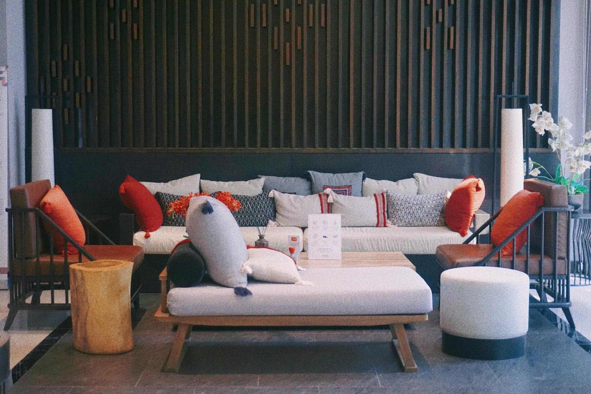 Cozy 1 Bd Pool Gym Balcony Walk To Festival Chiang Mai