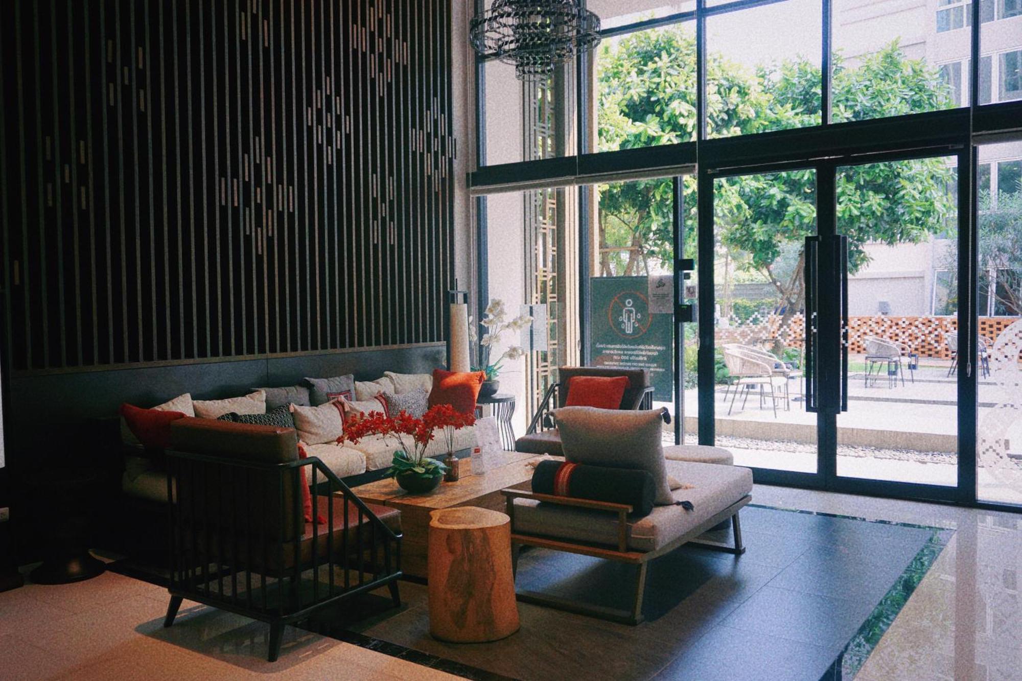 Cozy 1 Bd Pool Gym Balcony Walk To Festival Apartment *