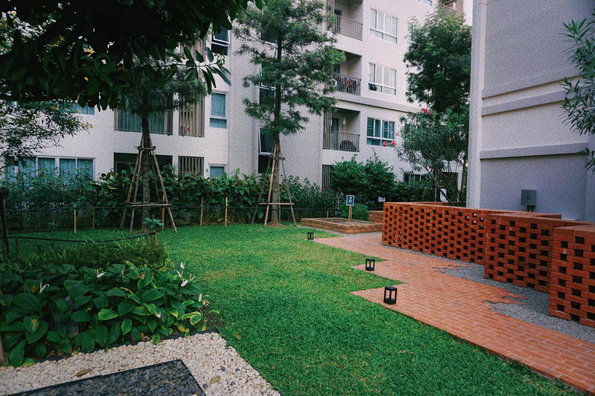 Cozy 1 Bd Pool Gym Balcony Walk To Festival Apartment Chiang Mai