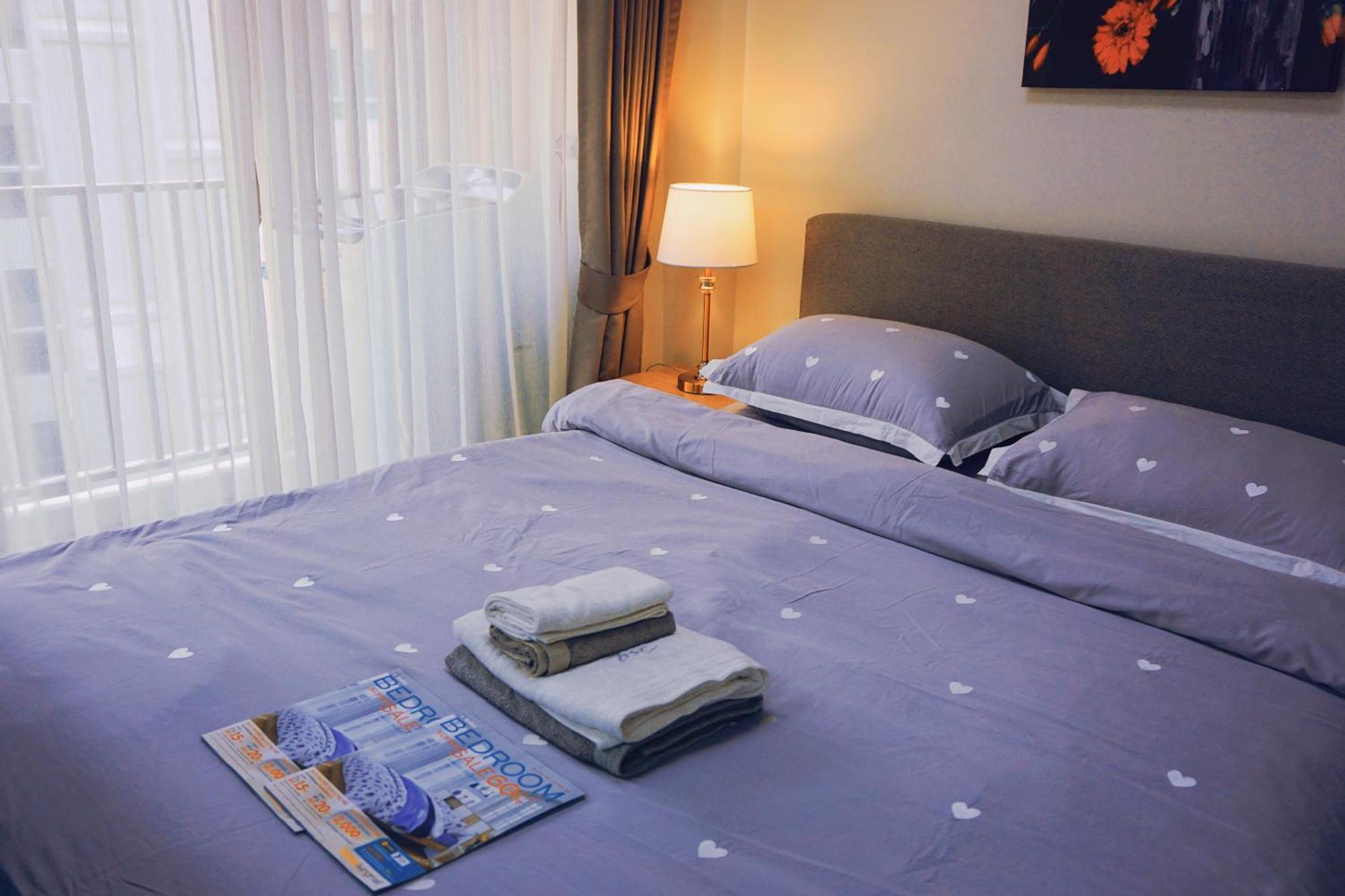 Apartment Cozy 1 Bd Pool Gym Balcony Walk To Festival Chiang Mai