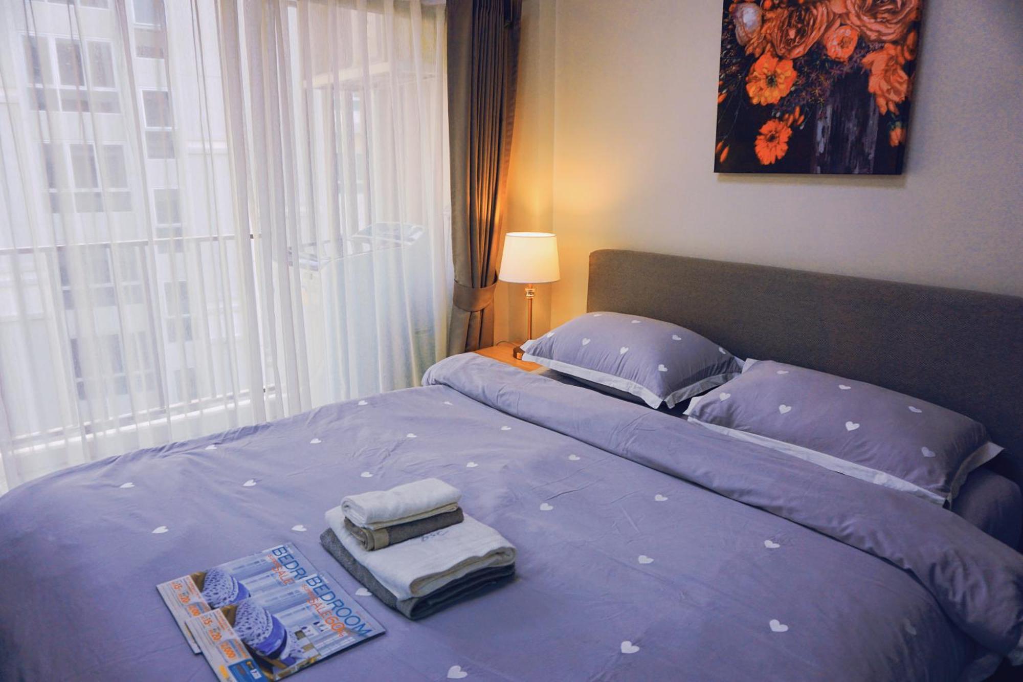 Apartment Cozy 1 Bd Pool Gym Balcony Walk To Festival