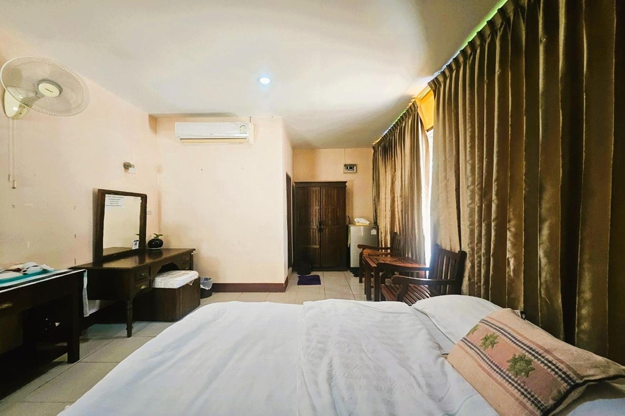 Thai Gallery Baantawai Hotel 2*