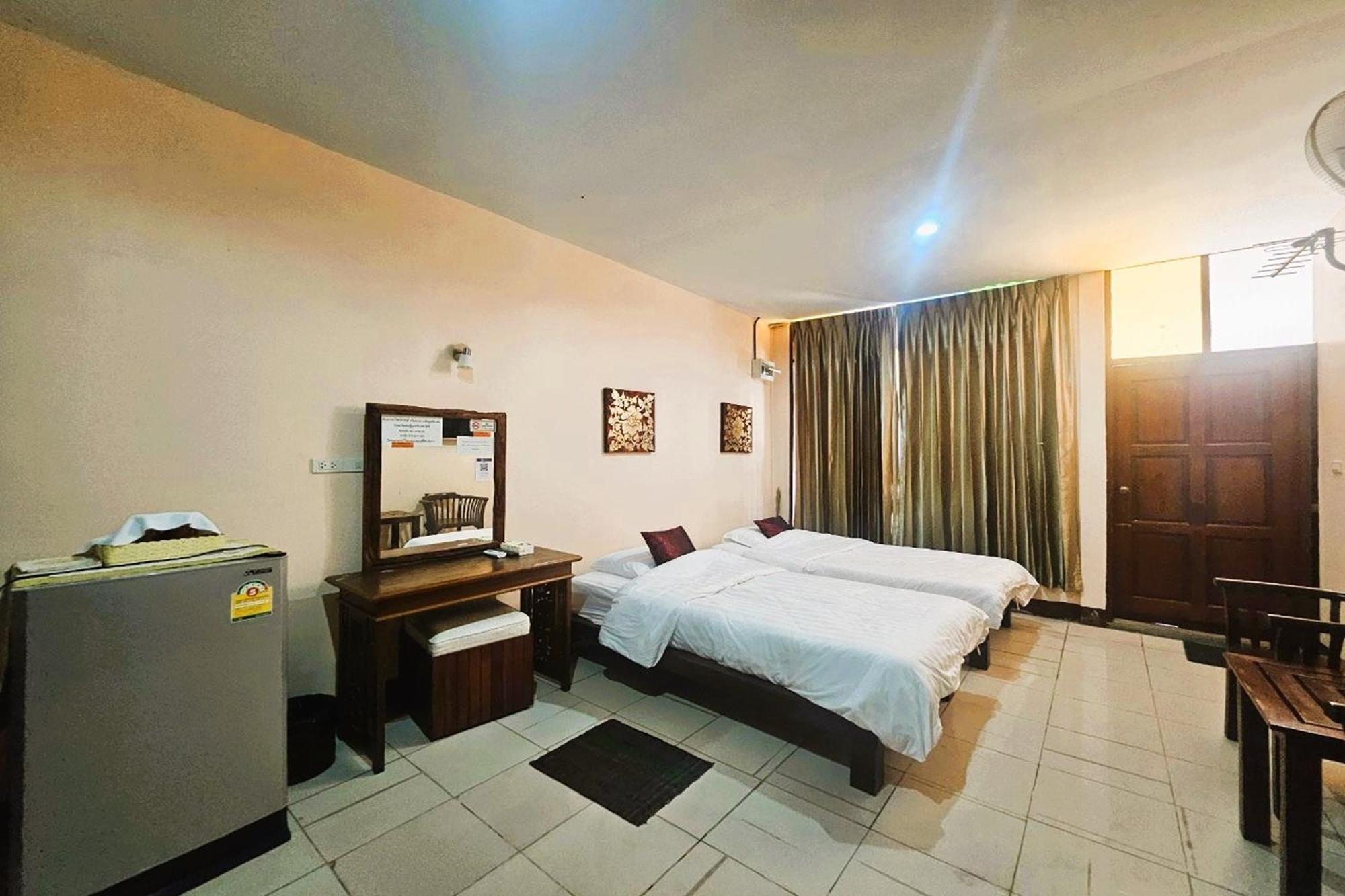 Thai Gallery Baantawai 2*