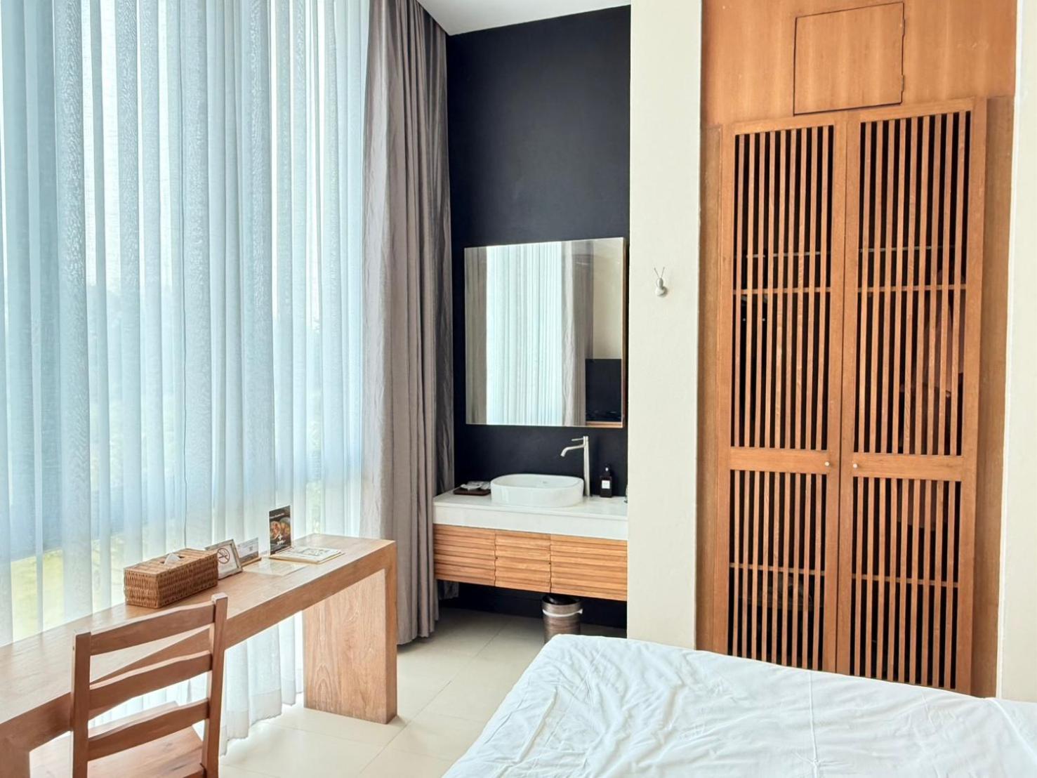 Zensala Riverpark Resort-sha Extra
