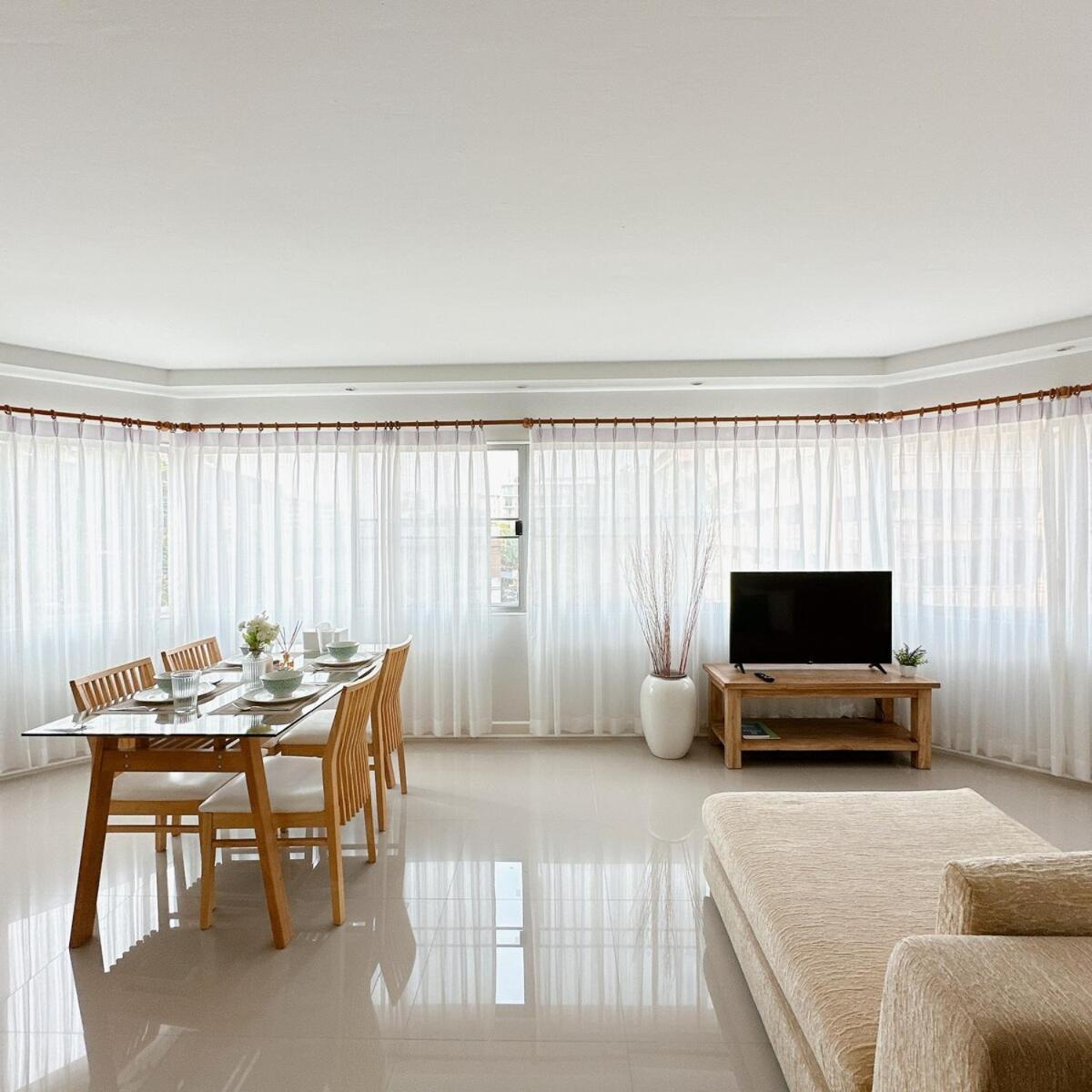Big And Bright In Nimman Apartment *