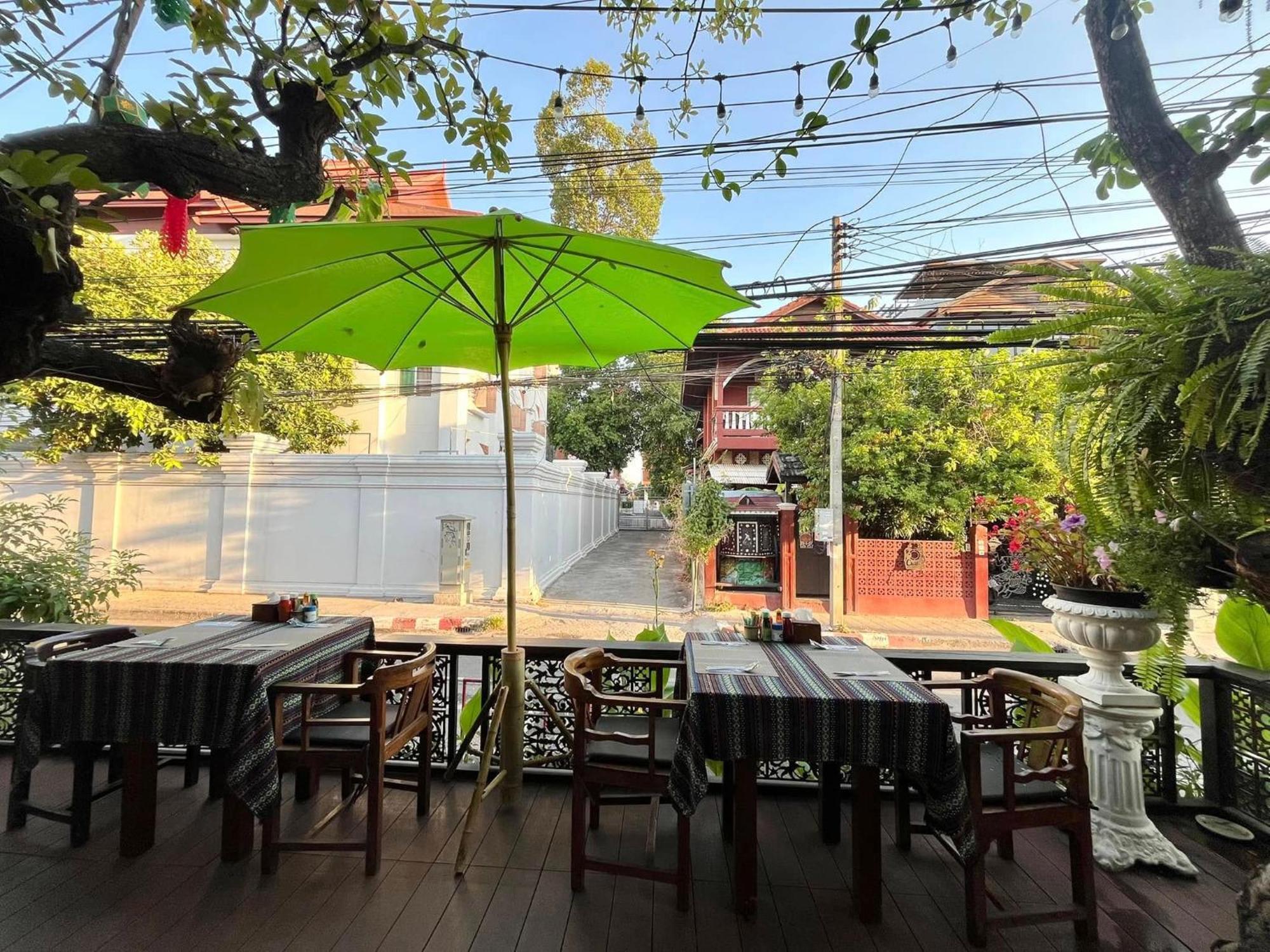 Baan Huenphen Boutique Hotel 3*