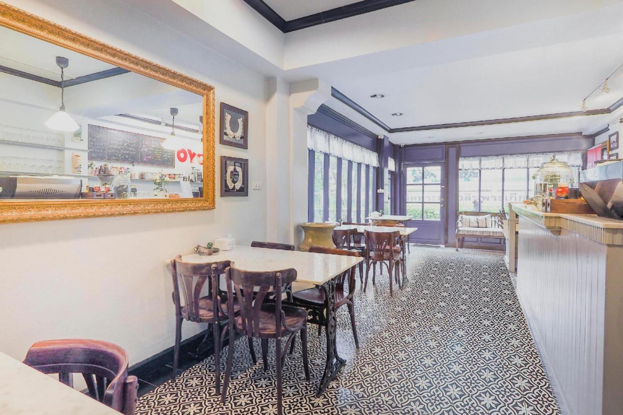 Oyo 899 De Hun Hotel 3*