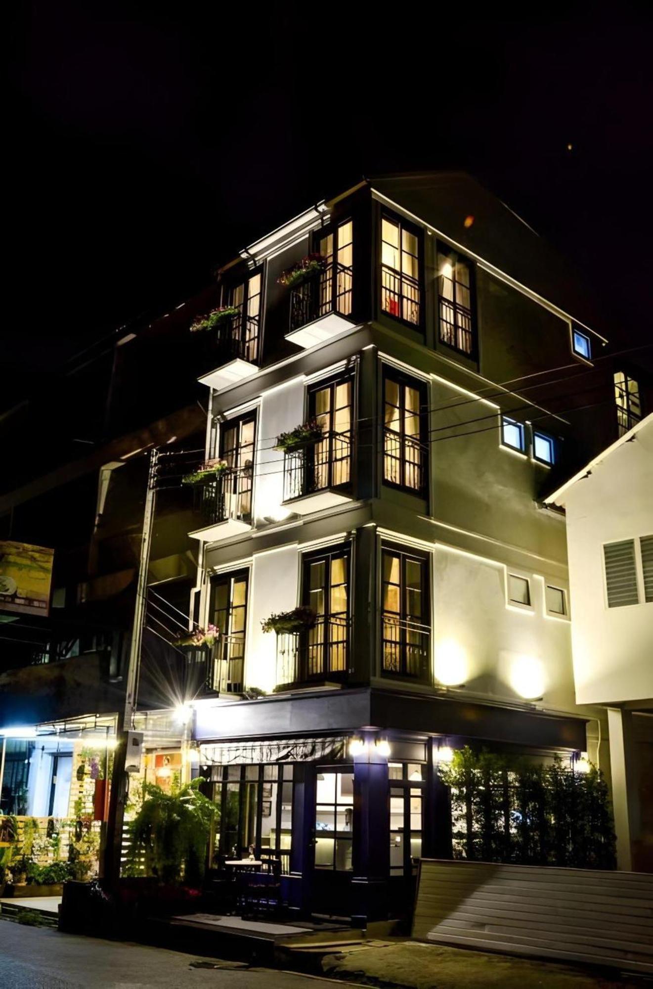 Oyo 899 De Hun Hotel 3*
