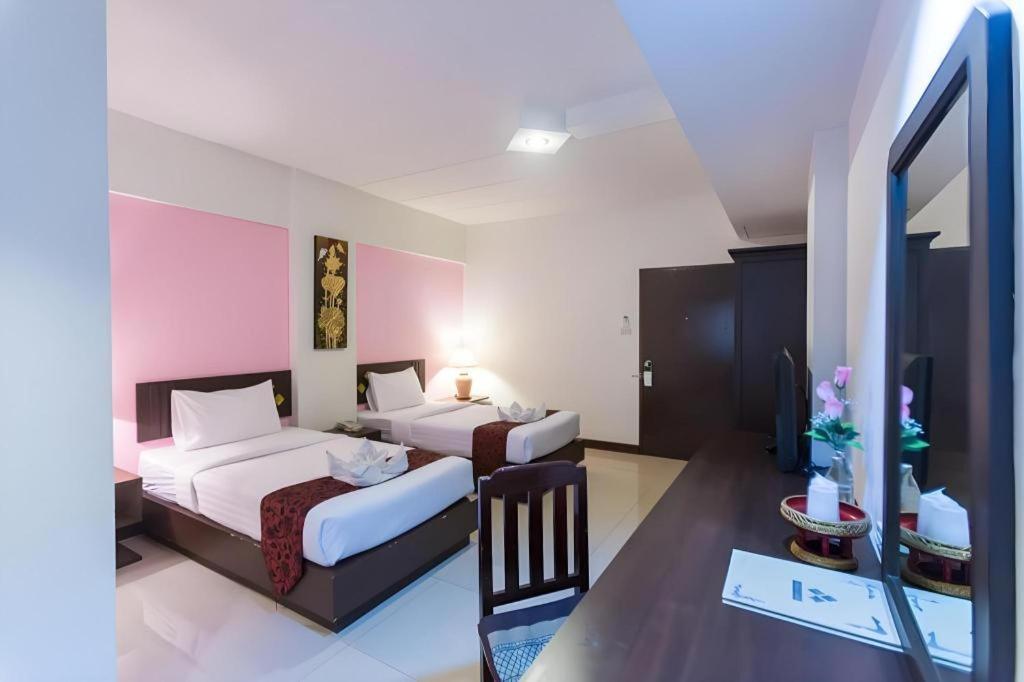 B2 Chang Phueak Gate Premier 3*
