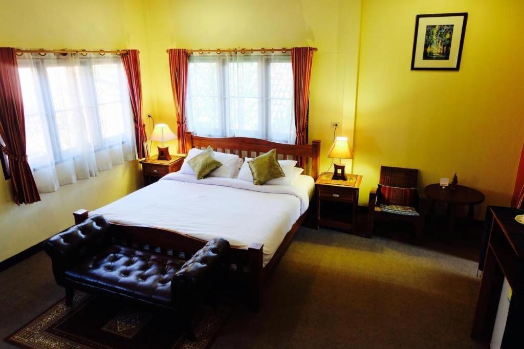 Joy's House Hotel 2*