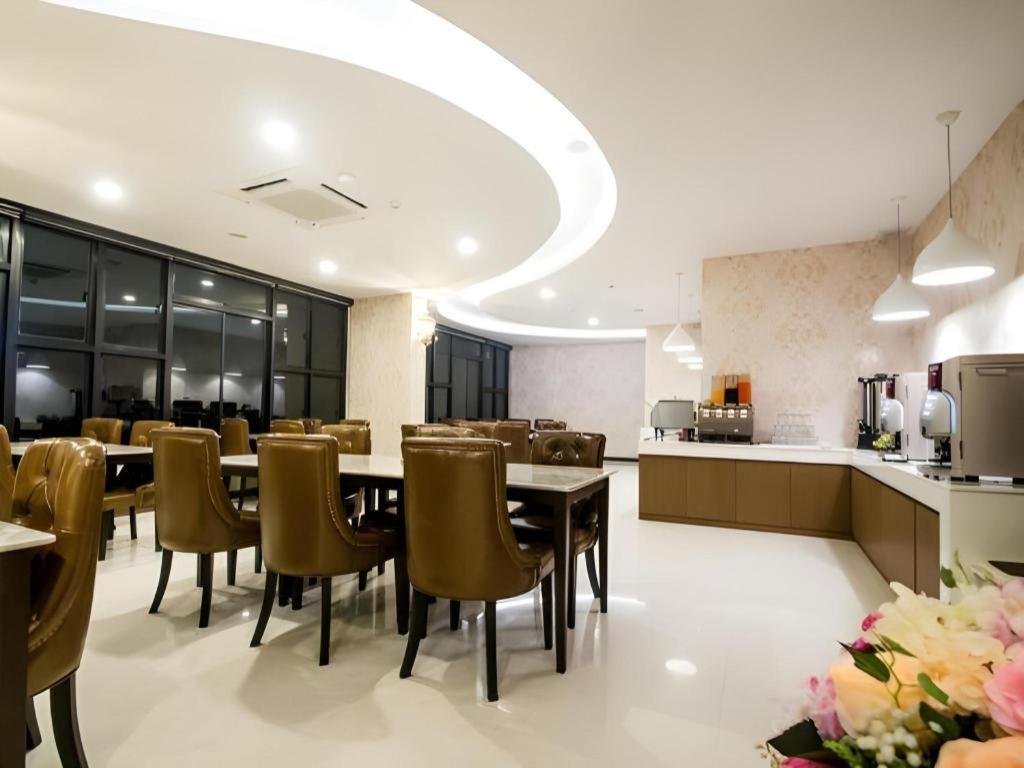 Hotel The Y Boutique