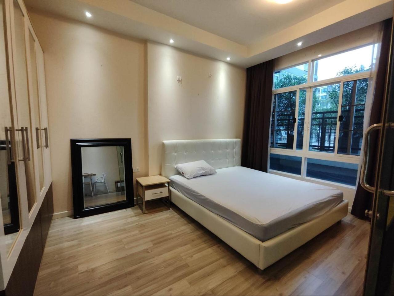Warm House Apartment