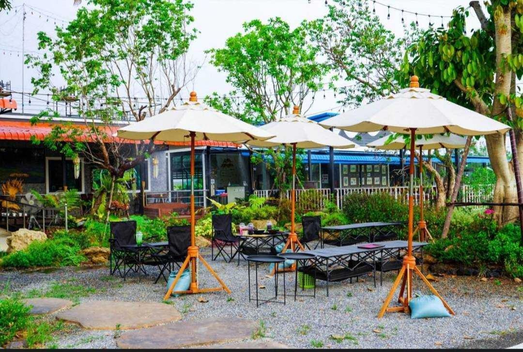 Oyo 75500 Kuunone Art & Gallery Chiang Mai
