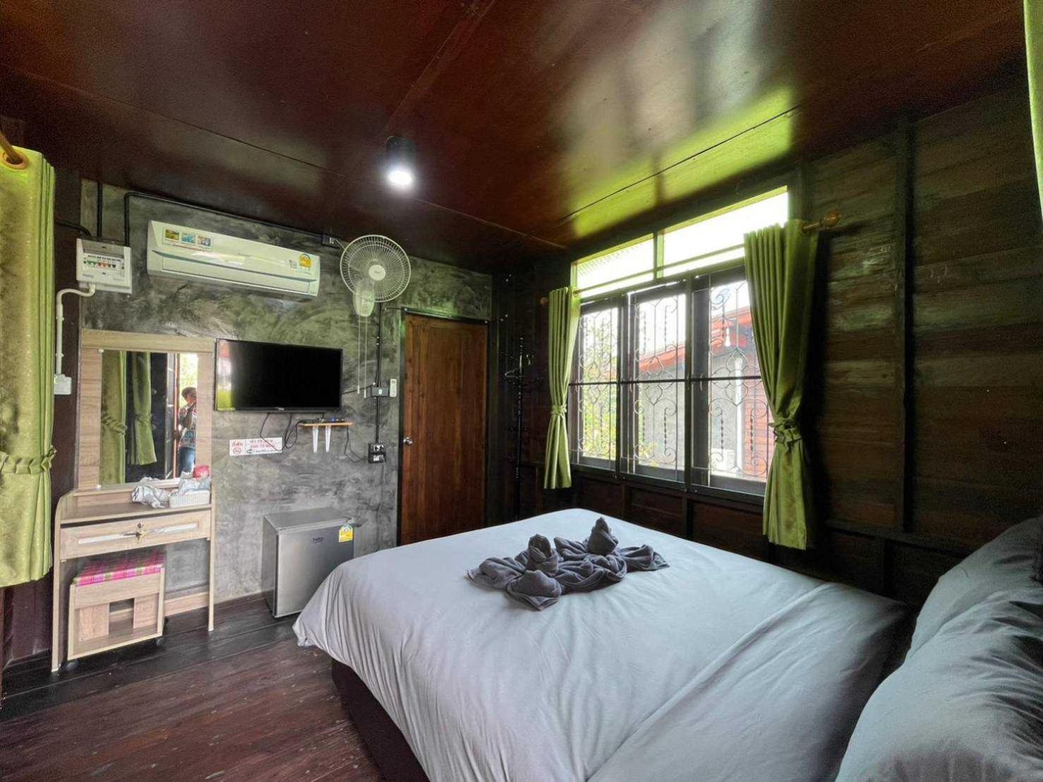 Oyo 75500 Kuunone Art & Gallery Hotel 2*
