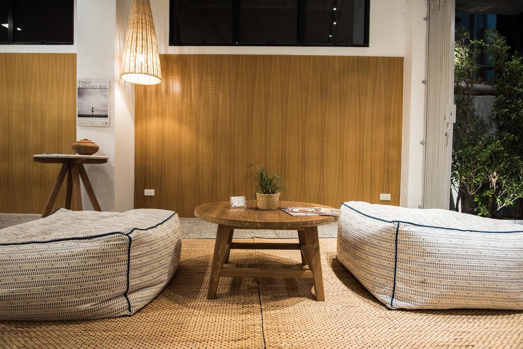 Thapae Happy House Hotel