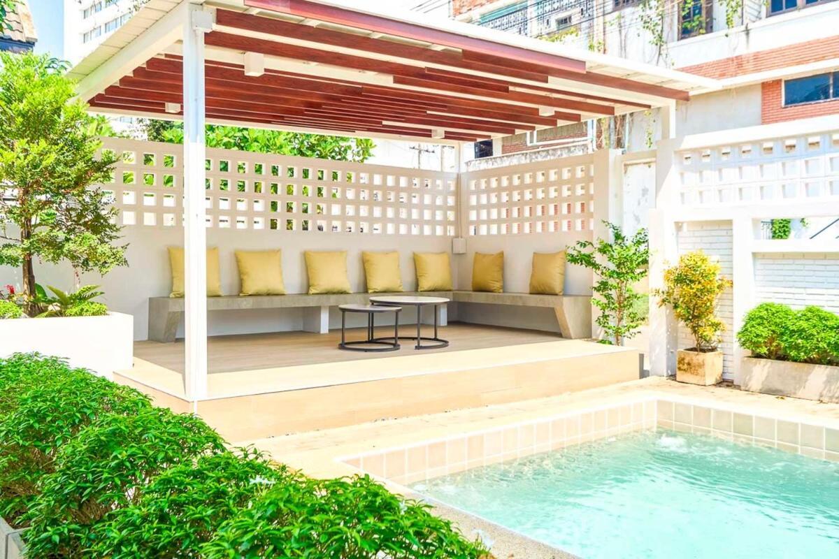 Luxurious Oasis In Heart Of By Night Bazaar * Chiang Mai