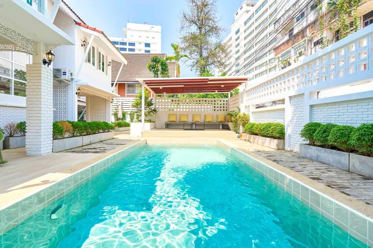 Villa Luxurious Oasis In Heart Of By Night Bazaar