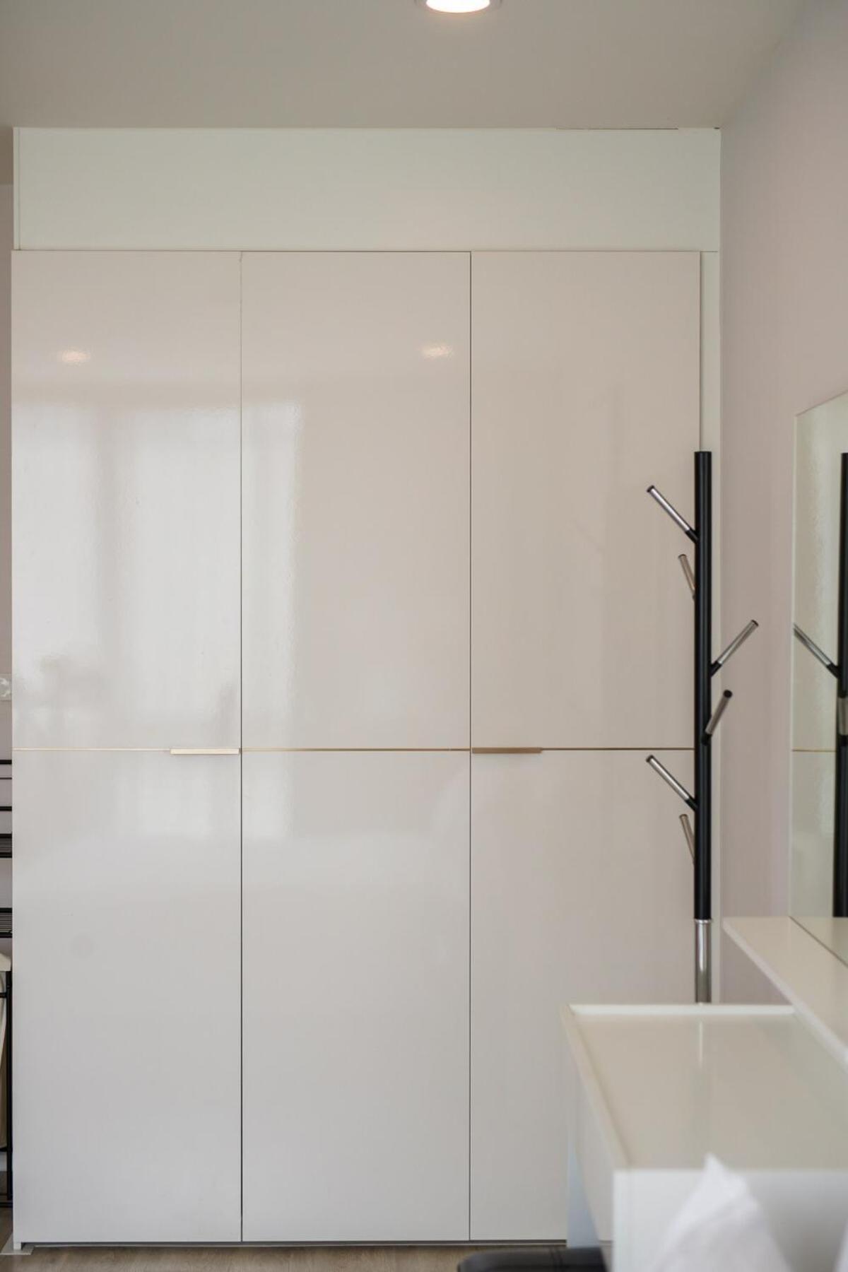 Modern Condo In Nimman P608 By Pimolplace
