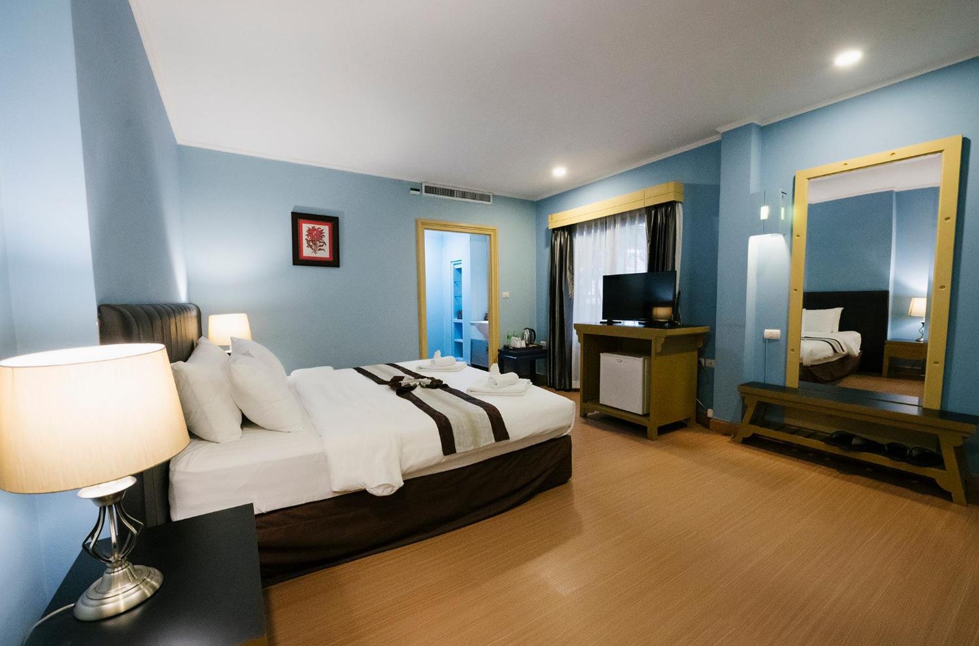 La Seine Resort,