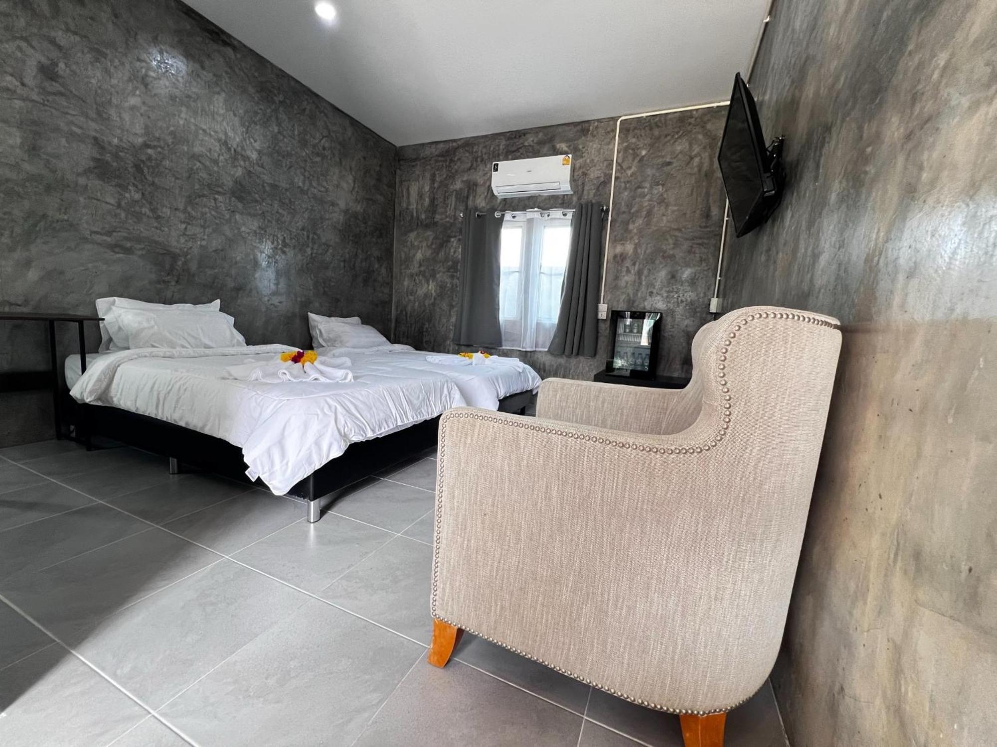 Baan Bua & Poolvilla *