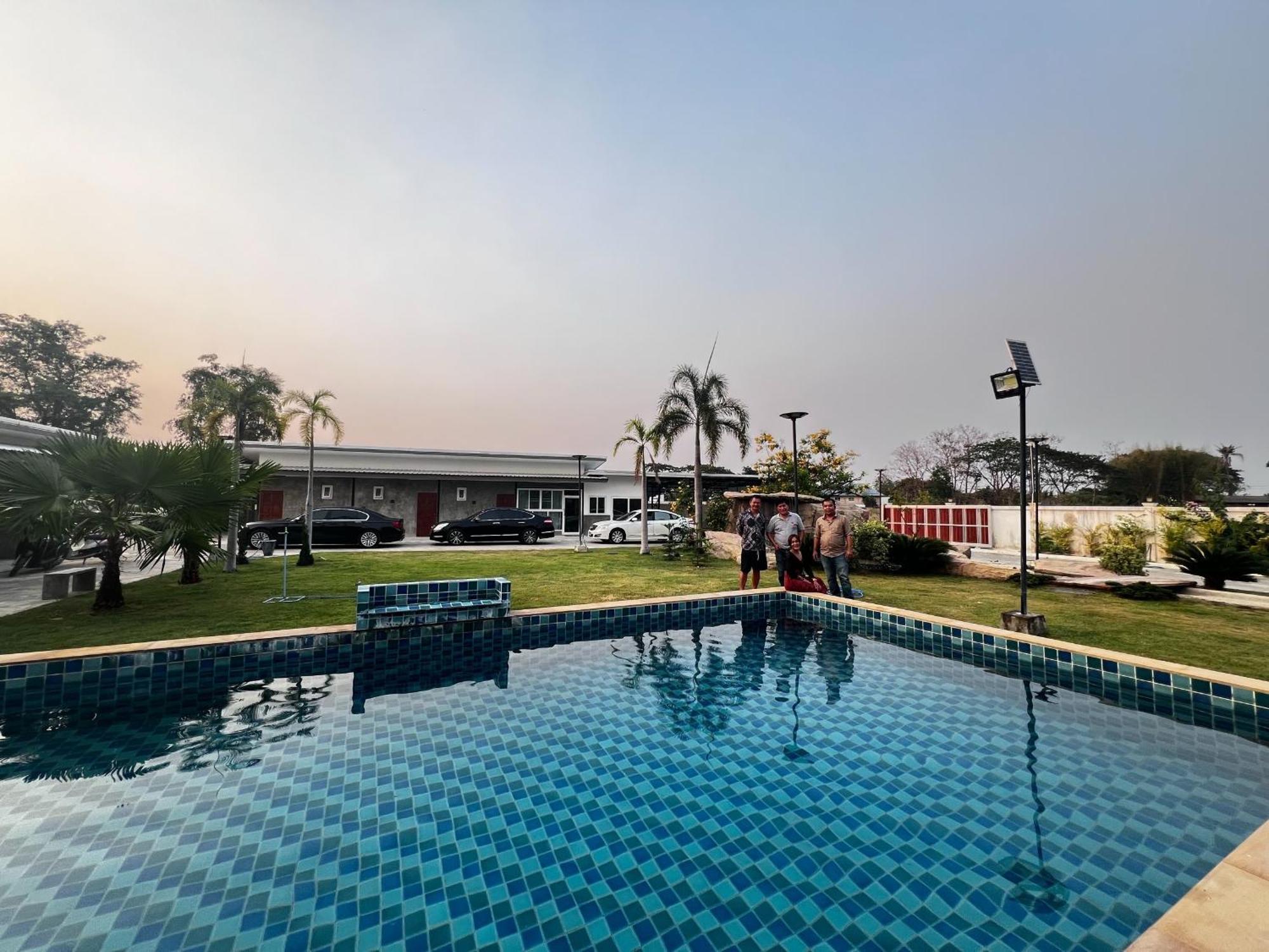 Baan Bua & Poolvilla *