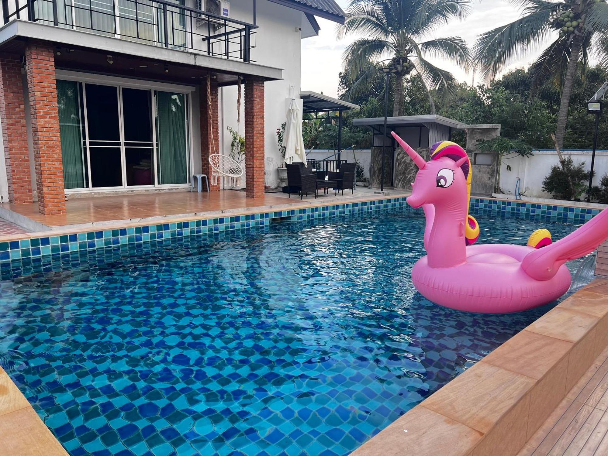 Baan Bua & Poolvilla *