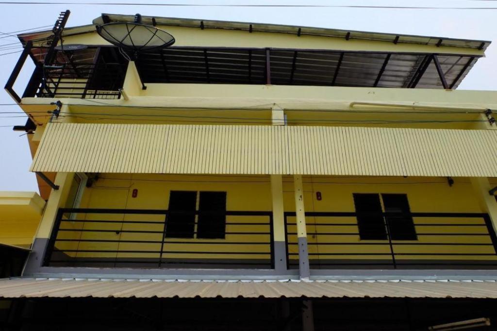 Oyo 769 Ban Thassanee Hotel