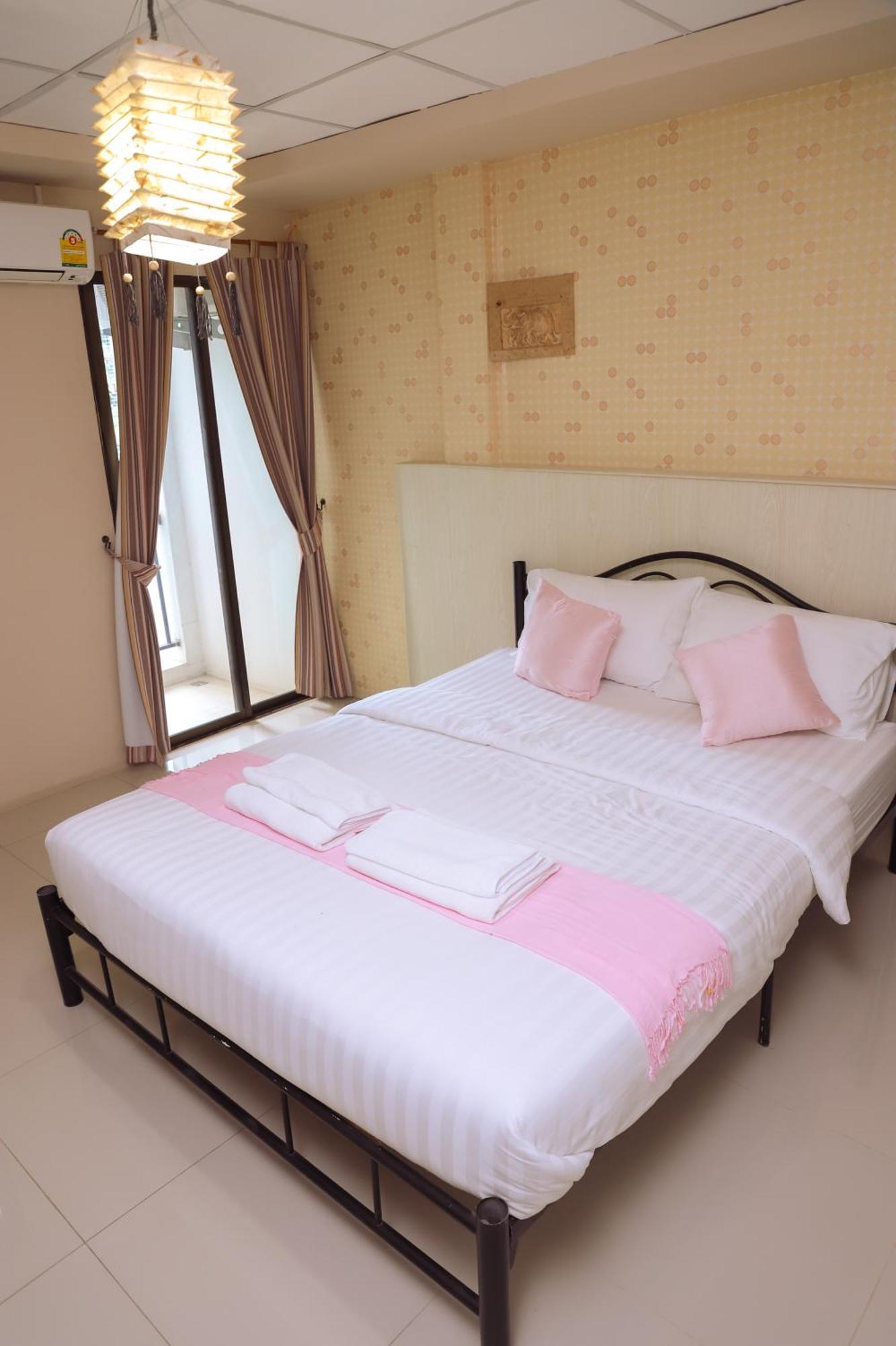 Hotel Tc House And Cafe