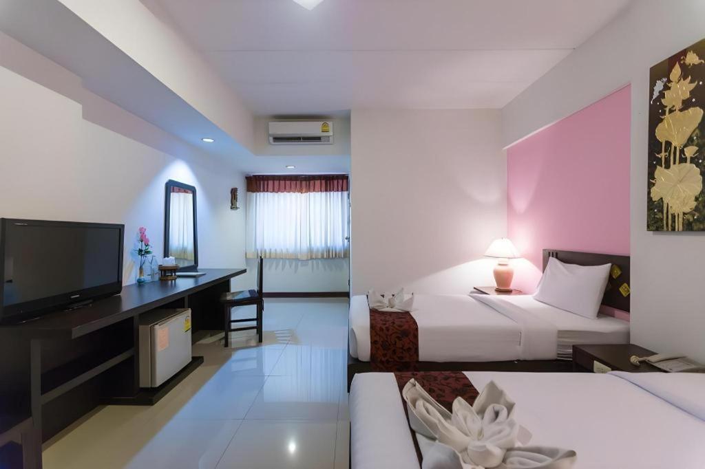 B2 Chang Phueak Gate Premier 3*