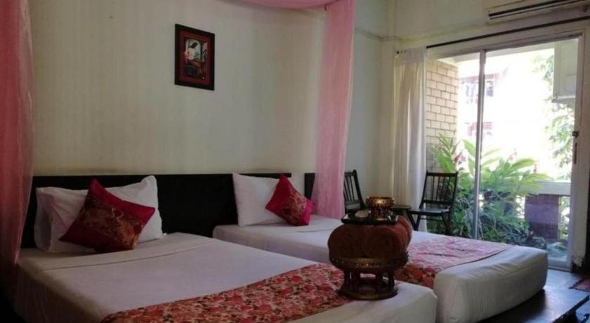 Hotel Baan Pim