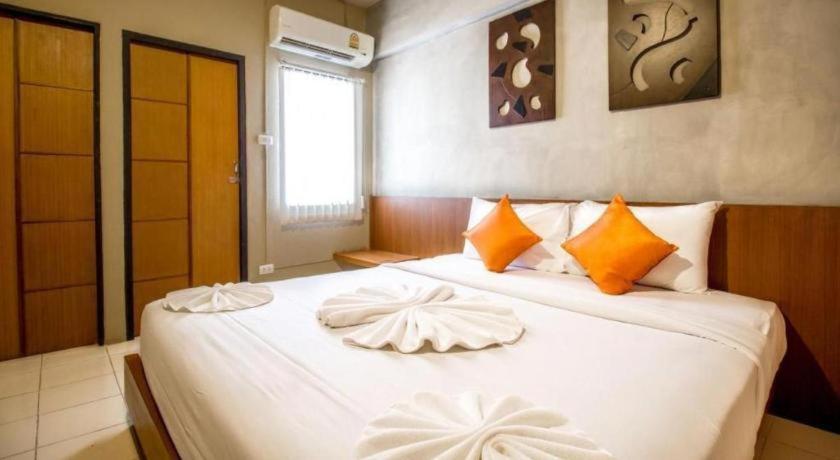 B2 Santitham 2* Chiang Mai