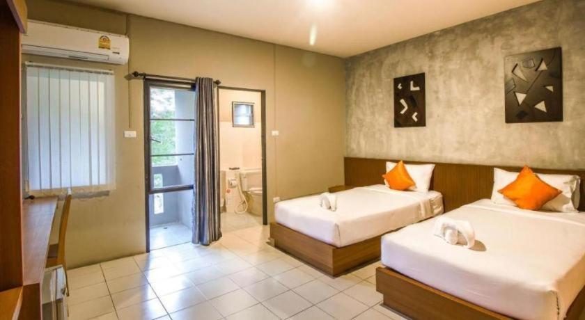 B2 Santitham 2* Chiang Mai