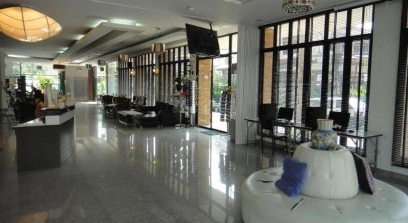 Hotel Huay Kaew Palace 2 3*
