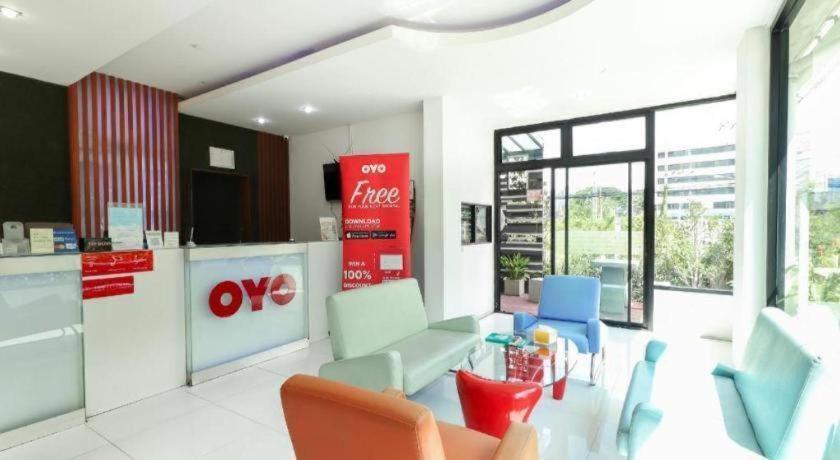 Oyo 412 7 Days Hotel