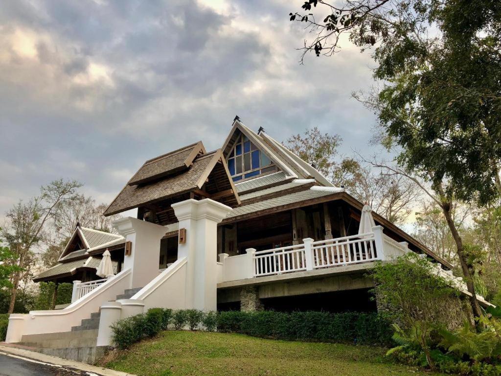 Ruean Racha Chiang Mai