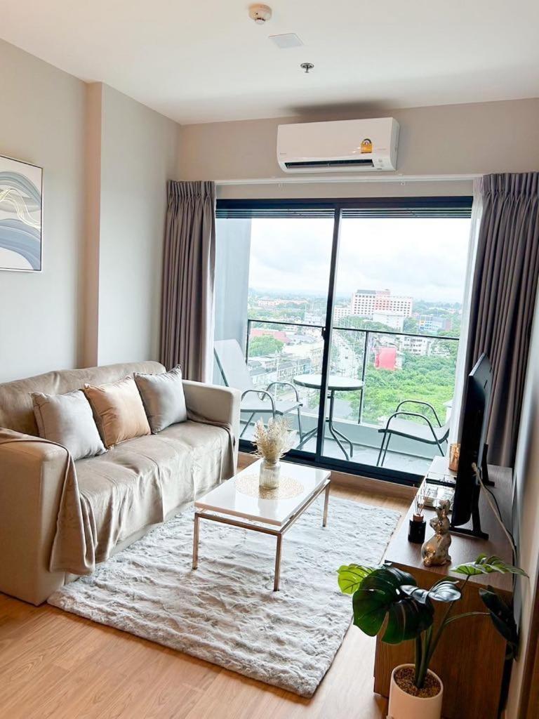 The Astra Sky River Luxury Condo,the Largest Pool And View Apartment