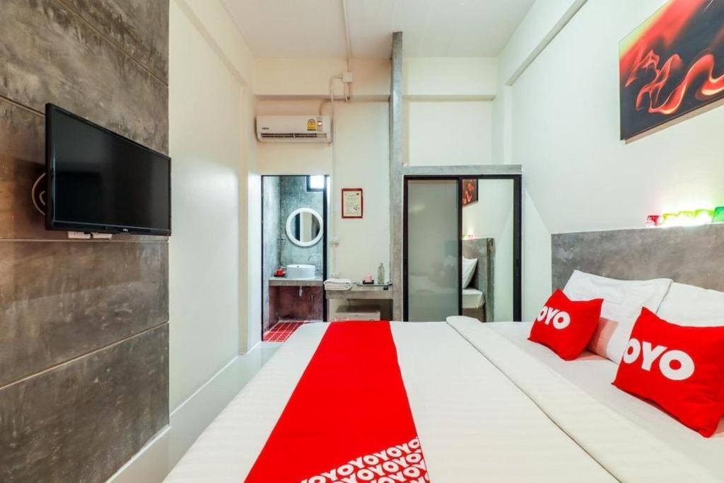 Hotel Oyo 412 7 Days 3*