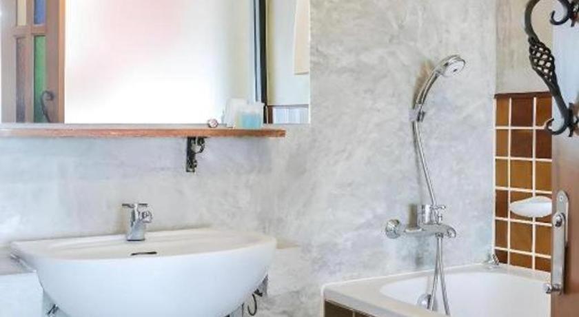 Hotel Sunshine House 3*