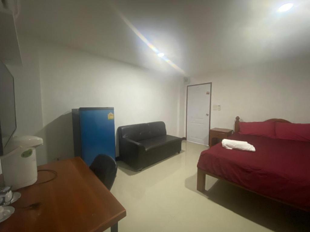 Oyo 1135 Triple A Hotel