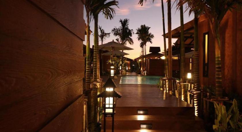 Lana Resort