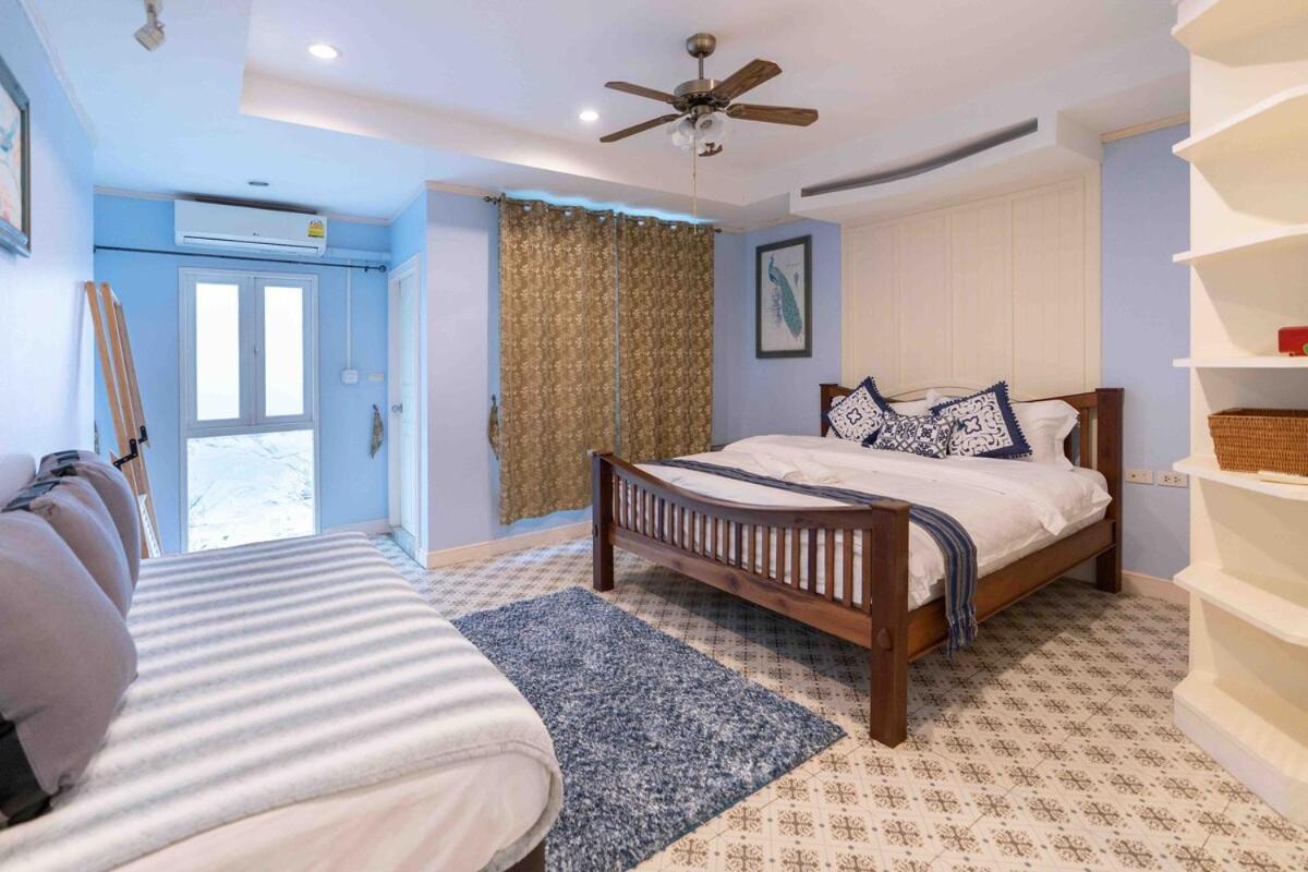 5 Mins Walk To Night Bazaar, 3 Bedrooms, 3 Bathrooms, With Garden, A Quiet Dreamy In The Middle Of The Apartment