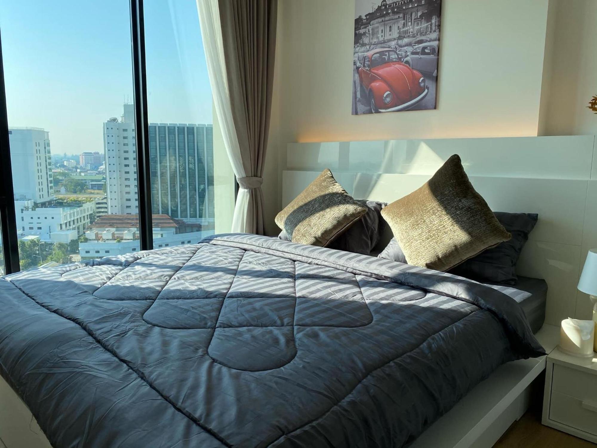Apartment The Astra Luxury In Town *