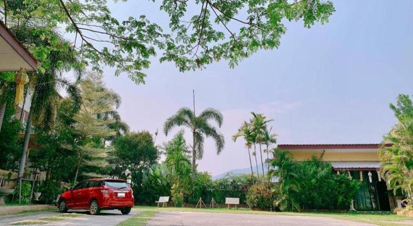 Pimlada Hotel 4*