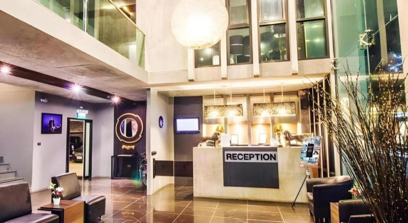 B2 Black Business And Budget Chiang Mai
