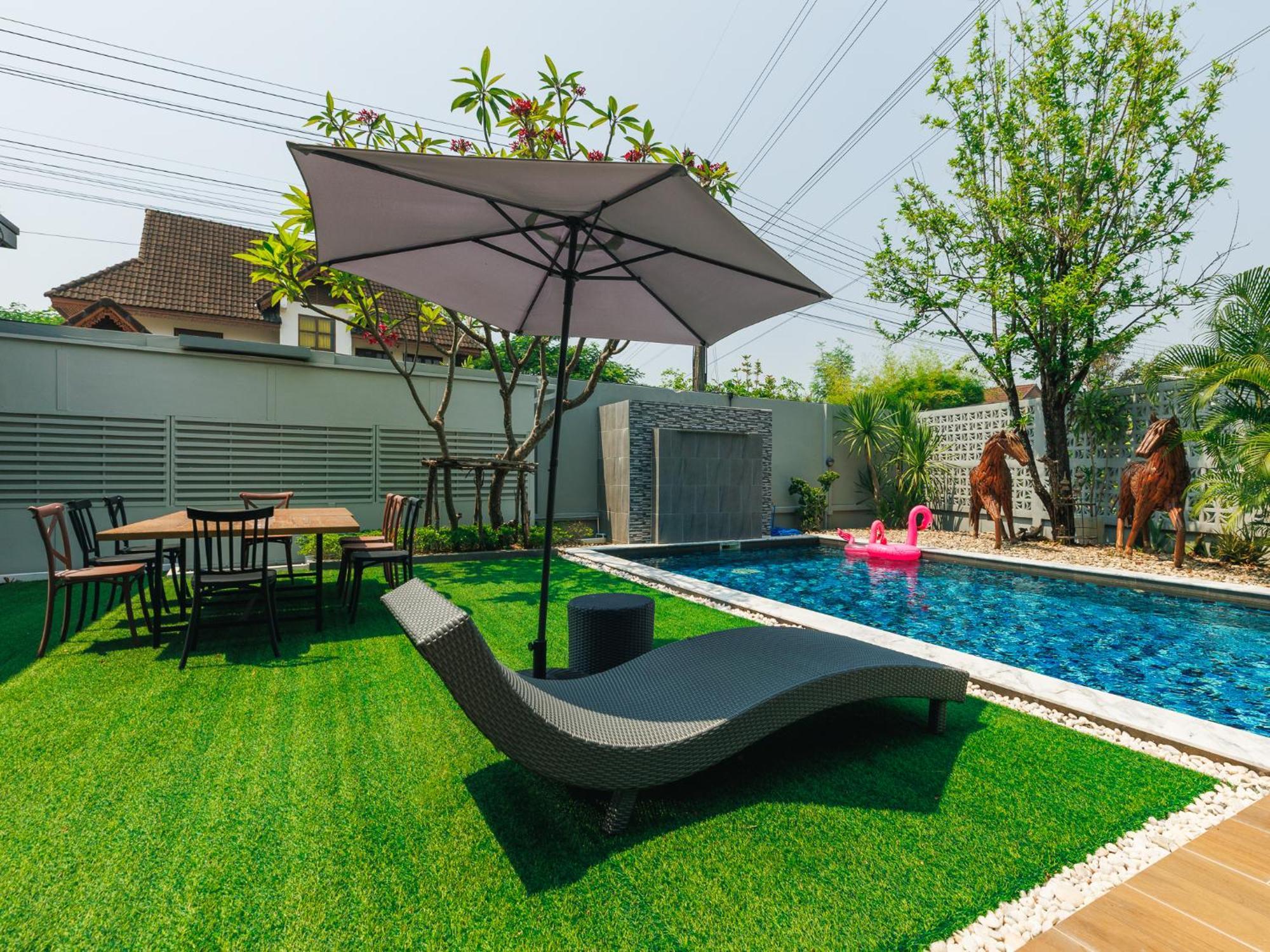 Ans Pool * Chiang Mai