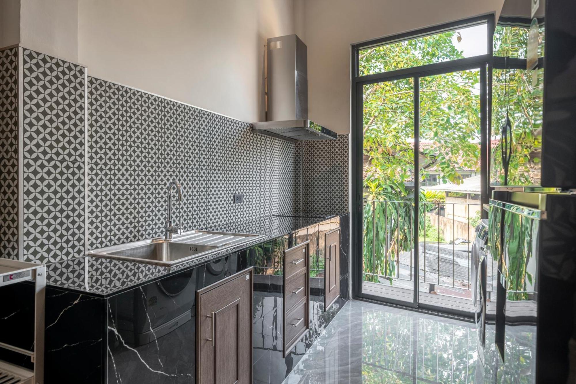 Sclass Penthouse Changmoi Road Center Old