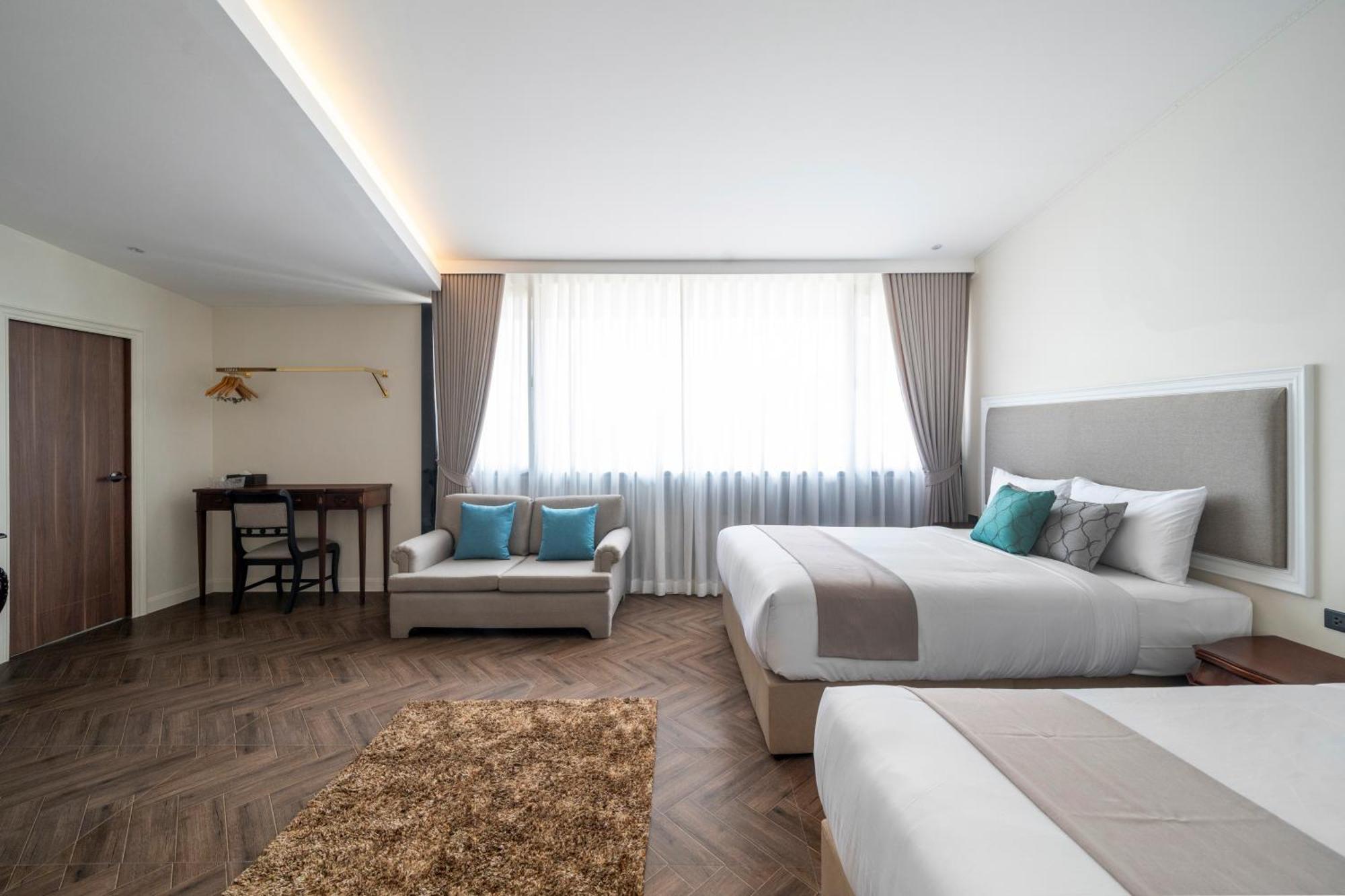 Sclass Penthouse Changmoi Road Center Old