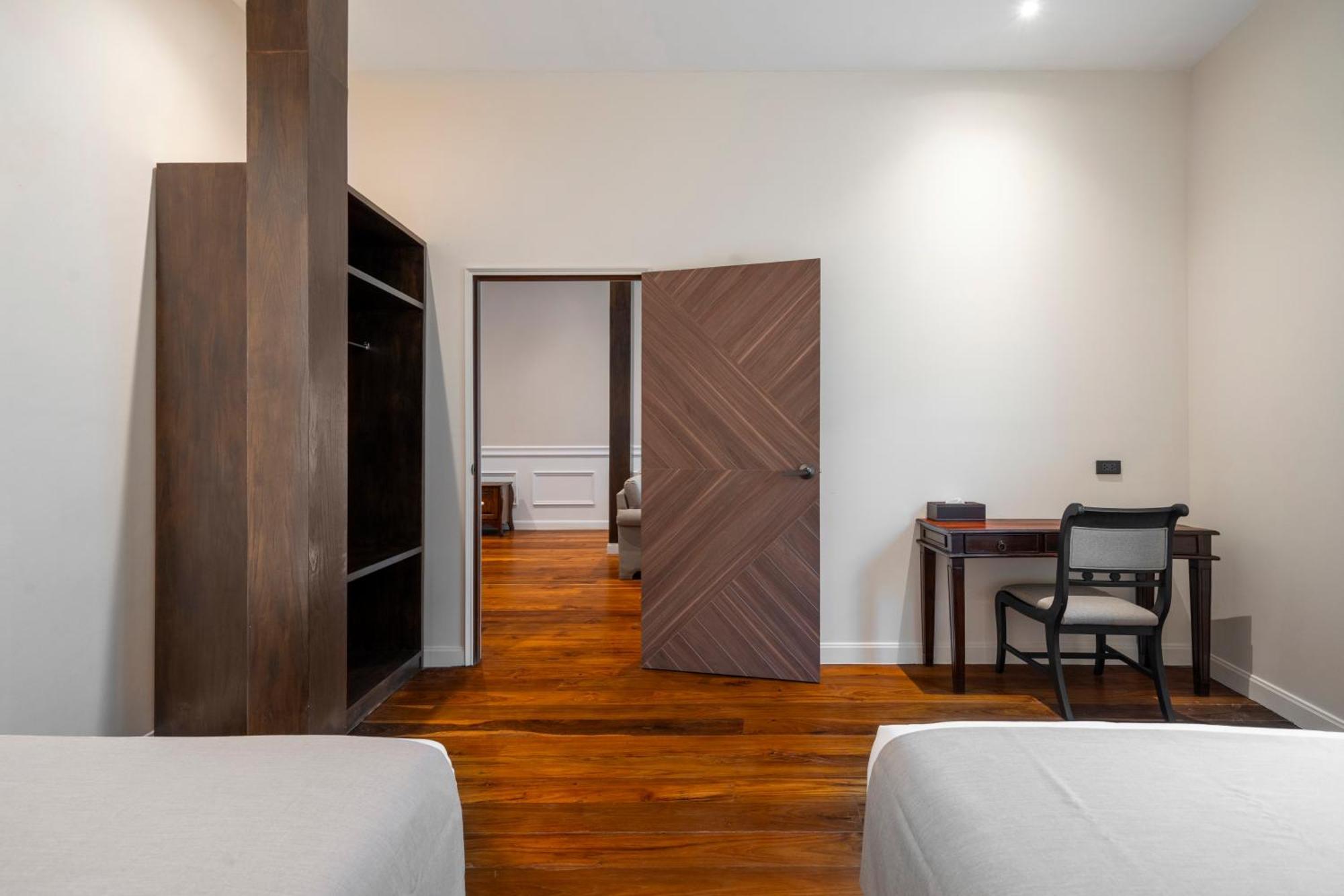 Apartment Sclass Penthouse Changmoi Road Center Old Chiang Mai